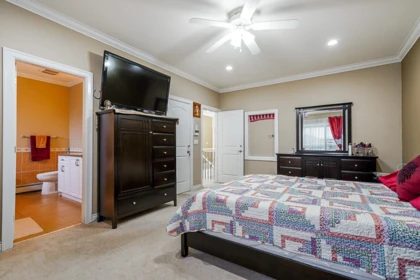 Office / Den Photo of 7049 150 Street, Surrey, BC
