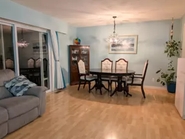 Kitchen Photo of 114 32880 Bevan Way, Abbotsford, BC