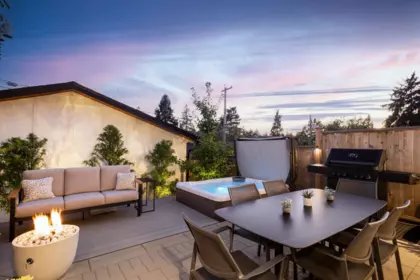 Hot Tub / Spa Photo of 3634 W 29 Avenue, Vancouver, BC