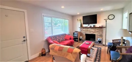 Kitchen Photo of 7649 Stave Lake Street, Mission, BC