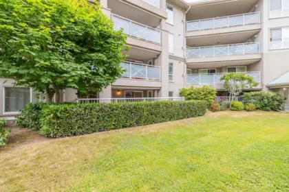 Outdoor Patio Photo of 104 15150 29a Avenue, Surrey, BC