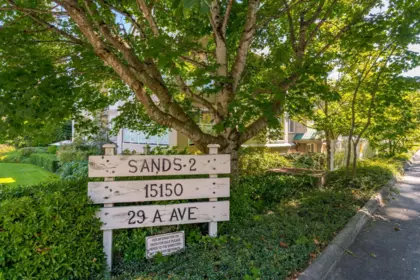 Swimming Pool Photo of 104 15150 29a Avenue, Surrey, BC