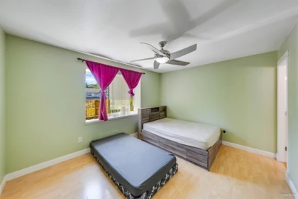 Bedroom 4 Photo of 26467 32a Avenue, Langley, BC