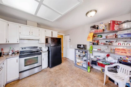 Hallway Photo of 26467 32a Avenue, Langley, BC
