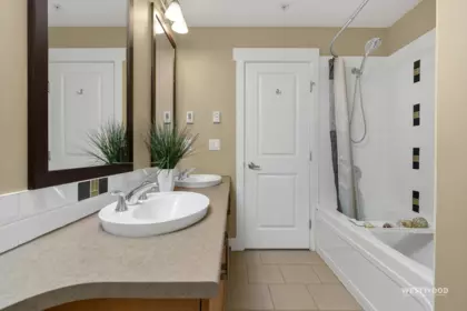 Mudroom Photo of 107 6328 Larkin Drive, Vancouver, BC