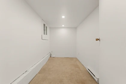 Entry Foyer Photo of 266 E 32nd Avenue, Vancouver, BC