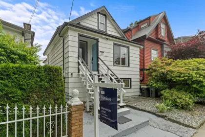 266 E 32nd Avenue, Vancouver, BC, Vancouver — Single Family Residence for sale