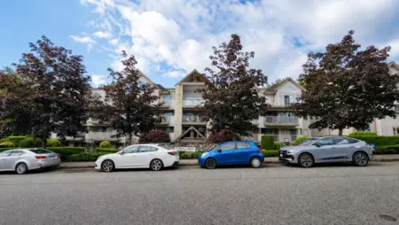 105 33478 Roberts Avenue, Abbotsford, BC, Abbotsford — Apartment/Condo for sale