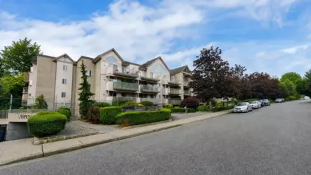 105 33478 Roberts Avenue, Abbotsford, BC, Abbotsford — Apartment/Condo for sale