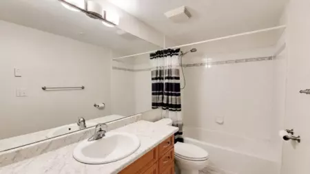 Powder Room Photo of 105 33478 Roberts Avenue, Abbotsford, BC