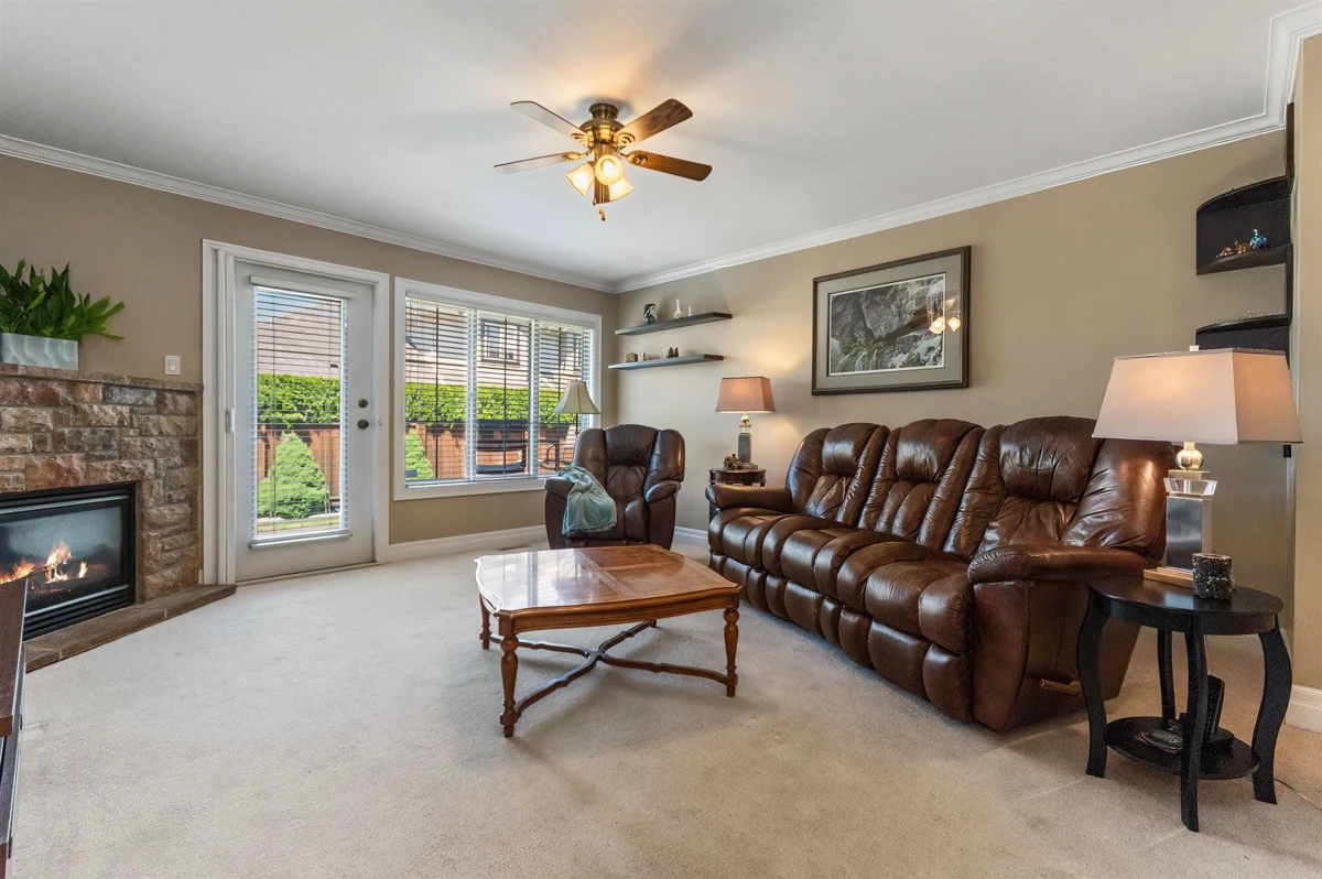 Living Room Photo of 35 6449 Blackwood Lane, Chilliwack, BC