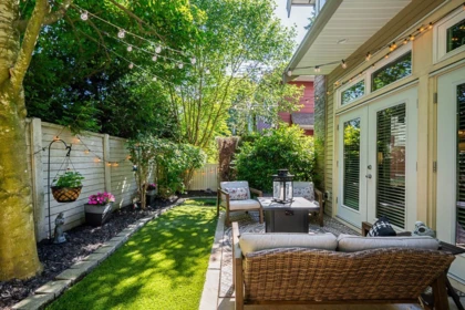 Swimming Pool Photo of 42 15454 32 Avenue, Surrey, BC