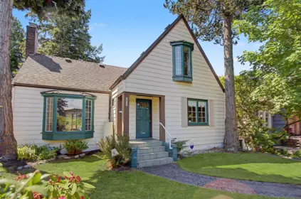 2812 W 33rd Avenue, Vancouver, BC, Vancouver — Single Family Residence for sale