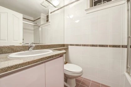 Basement Recreation Room Photo of 6582 Maple Street, Vancouver, BC