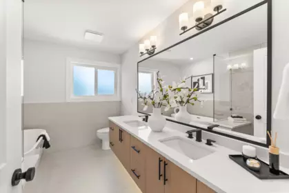Laundry Room Photo of 5089 59a Street, Delta, BC