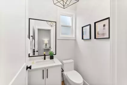 Powder Room Photo of 5089 59a Street, Delta, BC