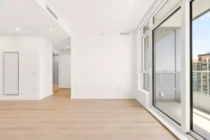 1807 6087 Wilson Avenue, Burnaby, BC, Burnaby — Apartment/Condo for sale