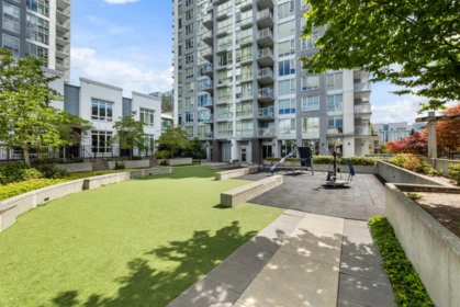 Garden / Landscaping Photo of TH11 10290 133 Street, Surrey, BC