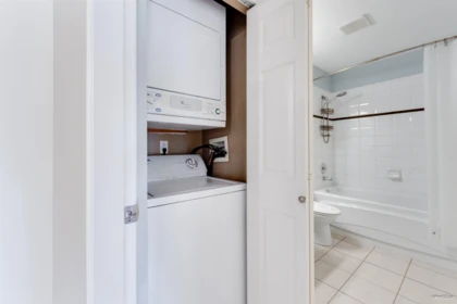 Pantry Photo of 418 15268 105 Avenue, Surrey, BC
