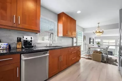 D 136 W 4th Street, North Vancouver, BC, North Vancouver — Townhouse for sale
