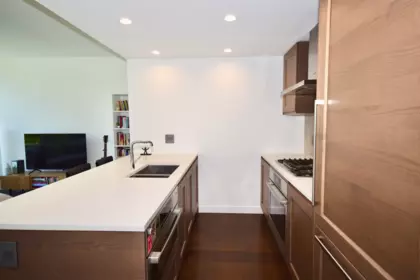 Kitchen Photo of 304 5629 Birney Avenue, Vancouver, BC