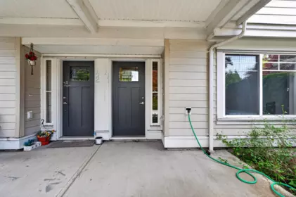 Kitchen Photo of 41 12775 63 Avenue, Surrey, BC