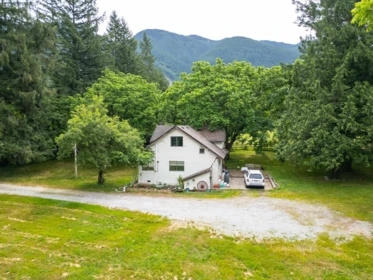 14275 Sylvester Road, Mission, BC, Mission — Single Family Residence for sale