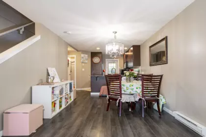 Kitchen Photo of 45 7370 Stride Avenue, Burnaby, BC