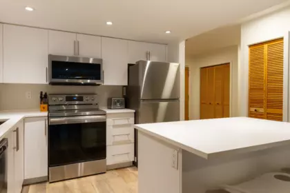 122 3309 Ptarmigan Place, Whistler, BC, Whistler — Apartment/Condo for sale
