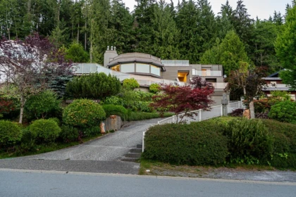 Hot Tub / Spa Photo of 1542 Chartwell Drive, West Vancouver, BC