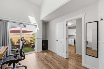 Bedroom 3 Photo of 6 19236 119 Avenue, Pitt Meadows, BC