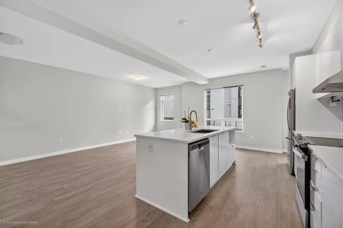 Dining Area Photo of 9 15151 Edmund Drive, Surrey, BC