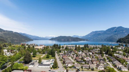 Street View Photo of 5 520 Hot Springs Road, Harrison Hot Springs, BC