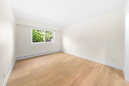 Garage Interior Photo of 911 555 W 28th Street, North Vancouver, BC