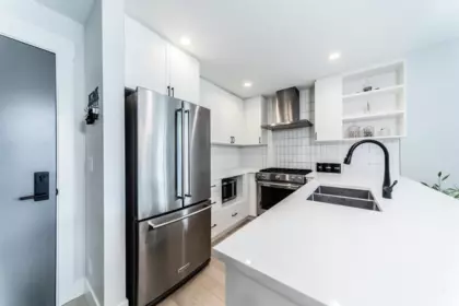 Kitchen Island Photo of 308 22265 Dewdney Trunk Road, Maple Ridge, BC