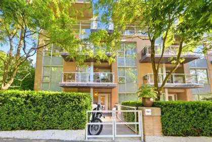 TH1 1288 Chesterfield Avenue, North Vancouver, BC, North Vancouver — Townhouse for sale
