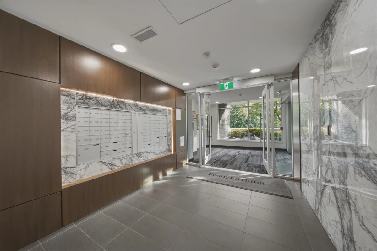 Family Room Photo of 206 5058 Cambie Street, Vancouver, BC