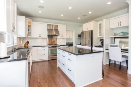 Breakfast Nook Photo of 17300 0b Street, Surrey, BC