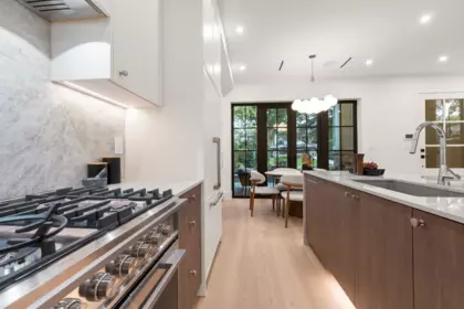Kitchen Island Photo of 1 2735 Eton Street, Vancouver, BC