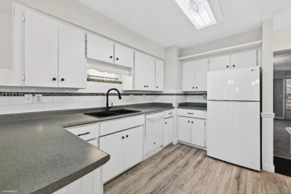 61 32959 George Ferguson Way, Abbotsford, BC, Abbotsford — Townhouse for sale
