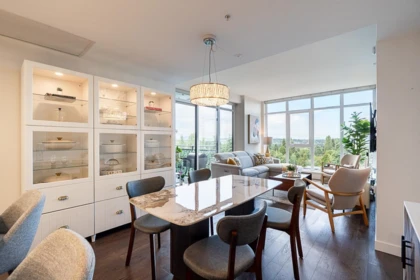 Kitchen Island Photo of 504 1526 Finlay Street, White Rock, BC