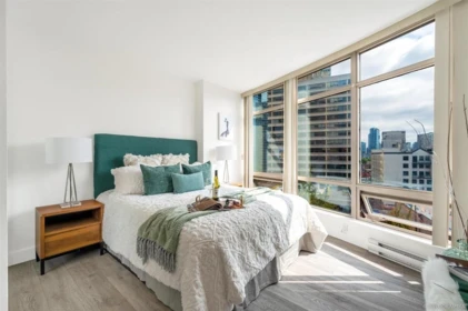 Breakfast Nook Photo of 902 1200 Alberni Street, Vancouver, BC