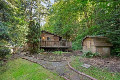 Breakfast Nook Photo of 3680 Vance Road, Cultus Lake, BC