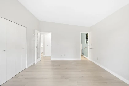 Guest Bathroom Photo of 14340 28th Avenue, Surrey, BC