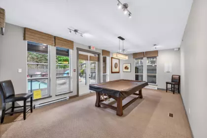 Kitchen Photo of 4 2738 158 Street, Surrey, BC