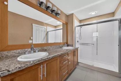 Mudroom Photo of 4 2738 158 Street, Surrey, BC