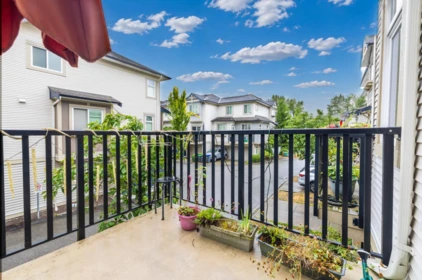 49 8418 163 Street, Surrey, BC, Surrey — Townhouse for sale