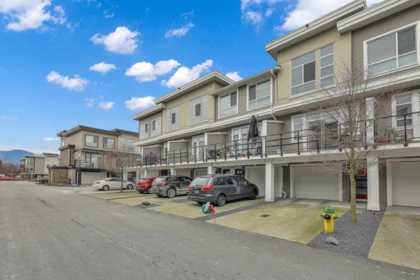 93 8413 Midtown Way, Chilliwack, BC, Chilliwack — Townhouse for sale