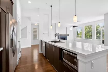 Breakfast Nook Photo of 10441 Mceachern Street, Maple Ridge, BC