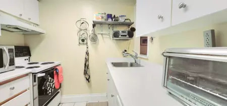 Kitchen Island Photo of 208 811 Helmcken Street, Vancouver, BC